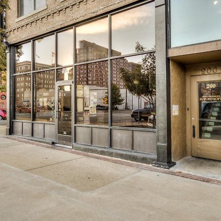 Deluxe Studio In Historic Downtown Building! Bartlesville Kültér fotó