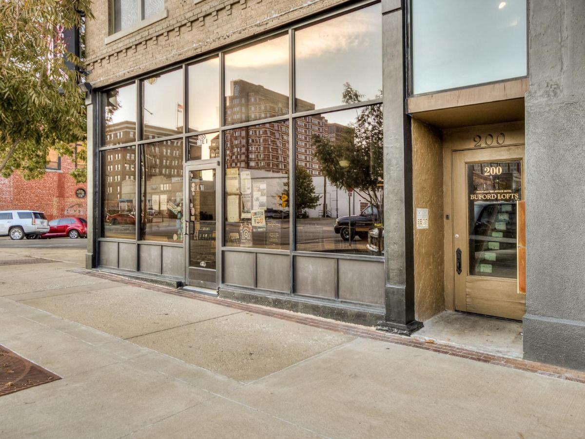 Deluxe Studio In Historic Downtown Building! Bartlesville Kültér fotó